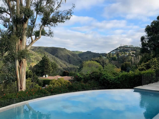lux-international-pacific-palisades-neighborhood lux-international-pacific-palisades-neighborhood